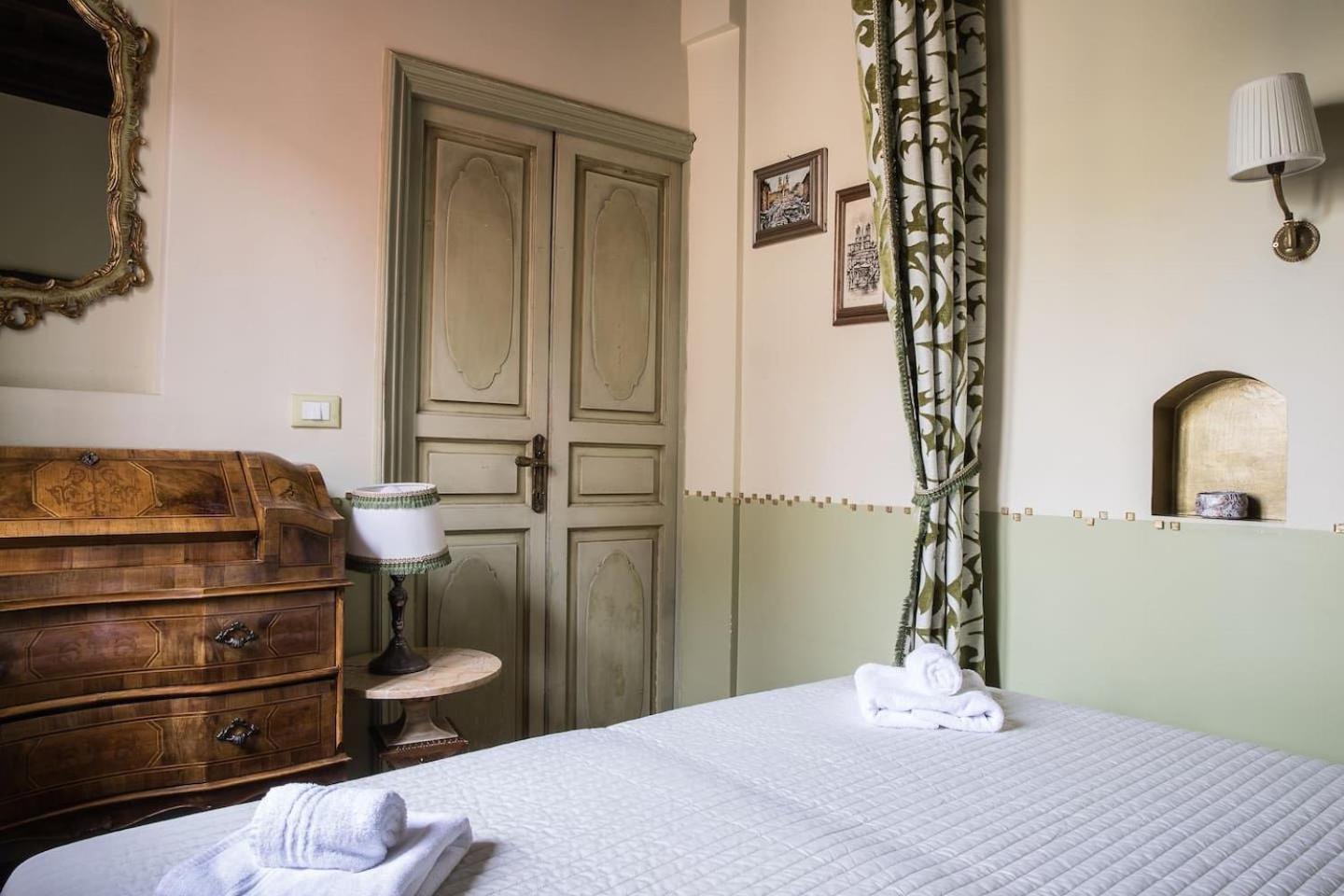 Crispi Deluxe 2 Bedroom Rom Eksteriør billede