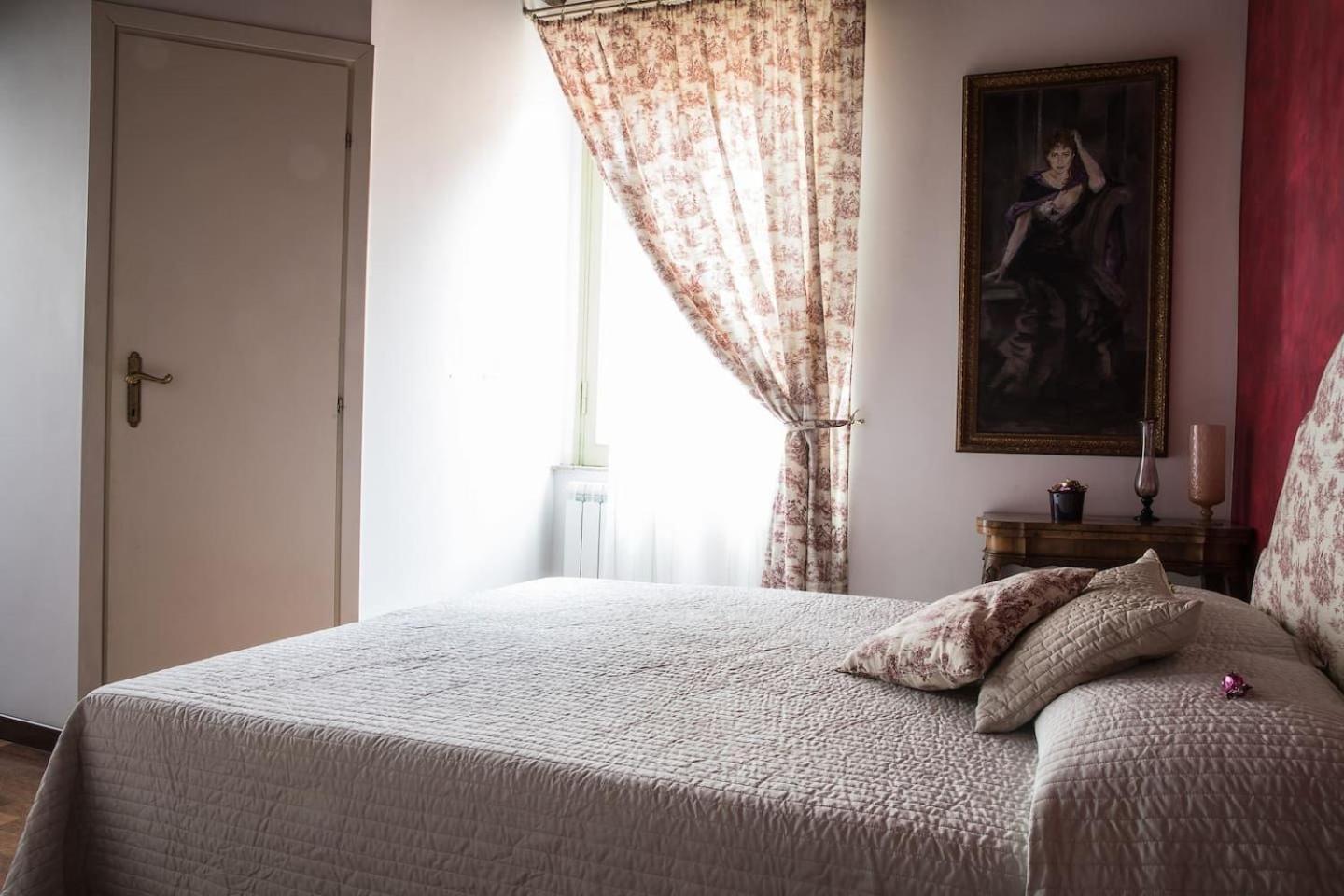 Crispi Deluxe 2 Bedroom Rom Eksteriør billede