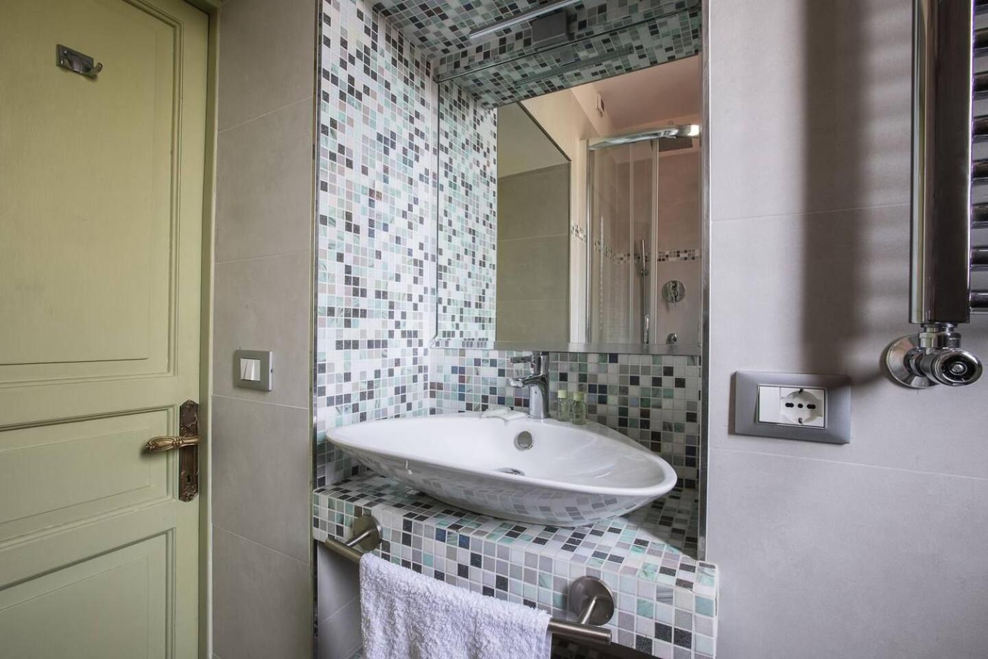 Crispi Deluxe 2 Bedroom Rom Eksteriør billede